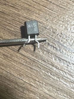 Problem z USB UPA - napięcie na diodzie zielonej, spalony kondensator/74HC125, potrzebna pomoc