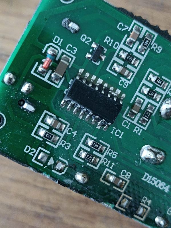 Wiertarka stołowa Parkside PTB - działała do końca dnia a na następny dzień już