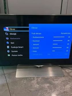 TV settings menu displaying picture options on screen.
