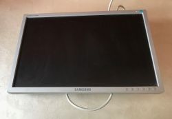 Prosta naprawa LCD 920NW - pamięć EEPROM - monitor się nie włącza