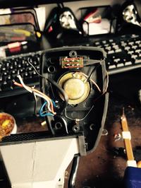 Albrecht AE 5280 - Jak podłączyć kable mikrofonowe do isostatu i mikrofonu?