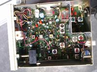 Jak odblokować dodatkowe kanały AM w radiu Pace 8015 z 1977 roku?