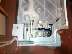 Bosch SPV50E00EU - brak reakcji - po uruchomieniu wskazuje symbol kranu