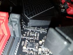 Asus rampage V extreme - Uszkodzenie mechaniczne plyty