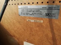 Wieża muzyczna SMCD-891 z 1989 roku - identyfikacja marki i wartość sprzętu