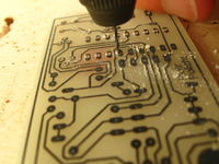Wykonywanie PCB z napisami i soldermaską.