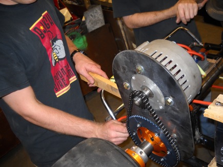 Gokart z napędem elektrycznym Gokart z napędem elektrycznym