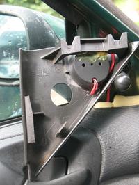 Astra f wymiana seryjnych tweeterów.