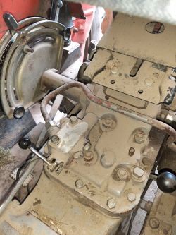 Hydraulika zewnętrzna MF 255 - Brak możliwości przełączenia wyjścia zewnętrznego
