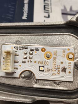 Audi Q5 - Specyfikacja diod w module świateł DRL, B008066-B, 8R0941475