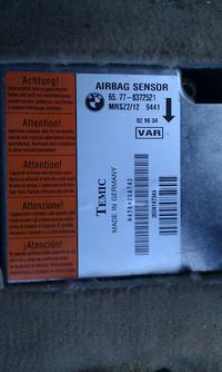 BMW E46 318i 98 Po wymianie akumulatora padł sterownik AIRBAG. BMW E46 318i 98 Po wymianie akumulatora padł sterownik AIRBAG.