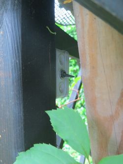 Break in Robotic Mower Perimeter Wire: Finding & Repairing a 500m Cable with 3 Years of Use