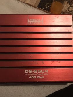 Wzmacniacz samochodowy Silicon Acoustic DS-9504 400W, lekko swieci się dioda ale nie działa