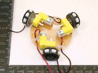 Kiwi - robot na platformie z kół szwedzkich