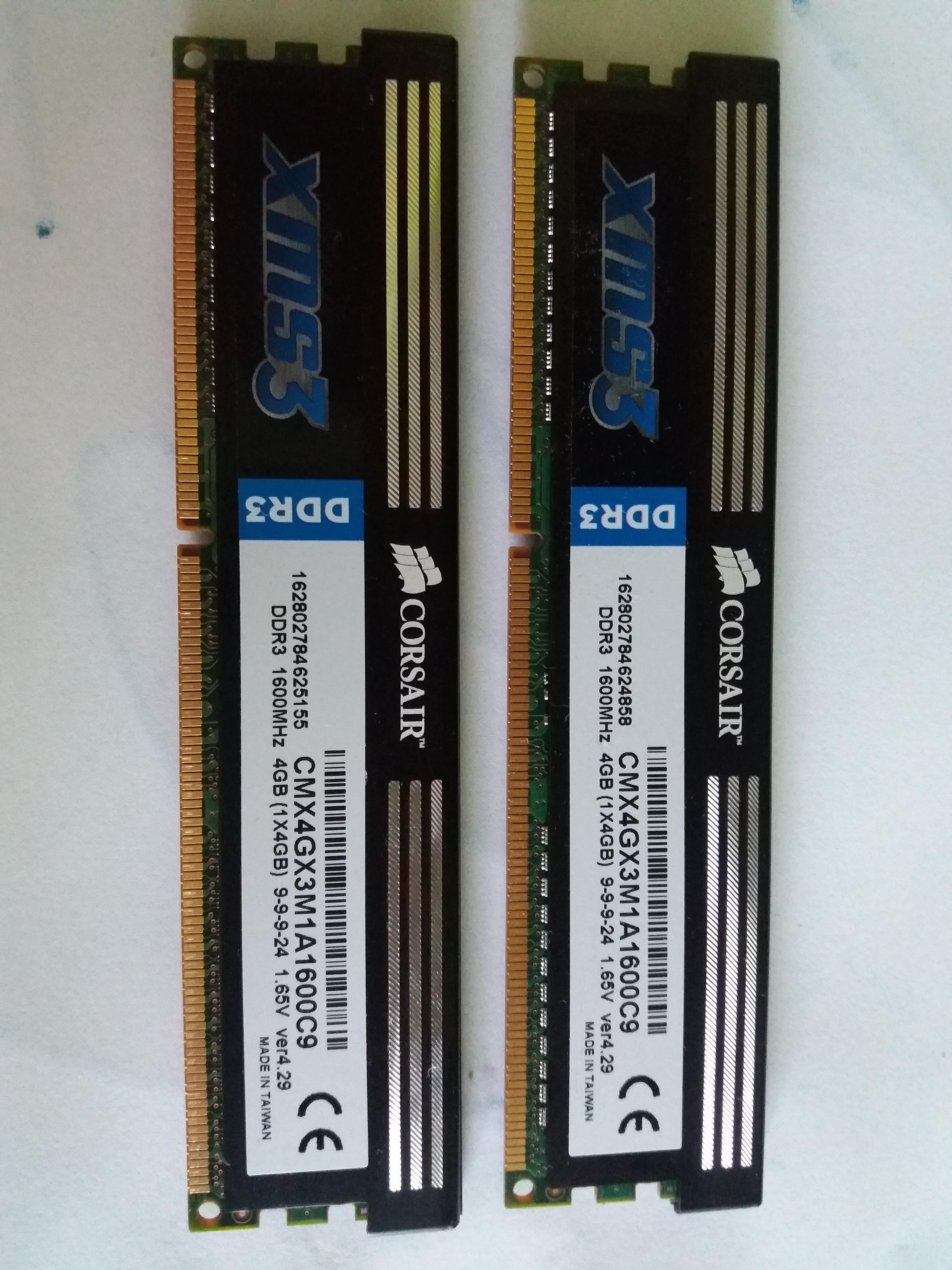 Pamięć RAM Corsair CMX4GX3M1A1600C9 niby te same a różne