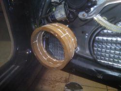 Morel Tempo 6 - Brak basu, objętość komory w drzwiach, montaż, Kenwood KDC-BT61U