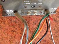 Podłączenie wzmacniacza Weconic BX-150 - jak podłączyć kolorami?