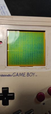 Game Boy Classic: Glitche na ekranie podczas uruchamiania gier, prawidłowy dźwięk i klawisze