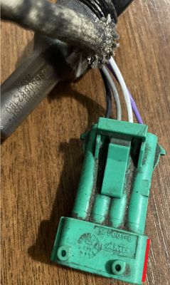 Peugeot 407 2,2B - Schemat elektryczny sonda lambda-podłączenie