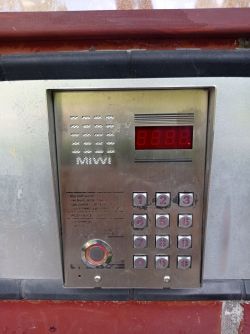 Zmiana Unifonu z Urmet MIWI 1132/520 (Domofon Cyfrowy-Matibus SE/Basic) na Cyfral Smart 5P (Analog)