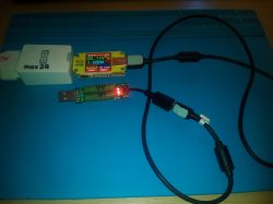 Prosty mini test kabli USB. Prosty mini test kabli USB.