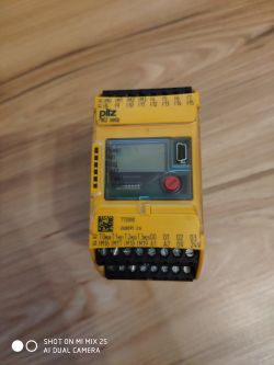 [Sprzedam] Komplet bezpieczeństwa PILZ, Falownik LENZE, servomotor Rexroth,
