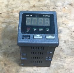 RE22-121000 Temperature Controller – Made in Poland – internal view