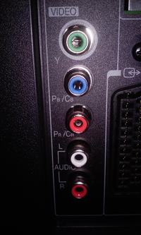Jak podłączyć laptopa HP Compaq nx6110 do TV Toshiba bez HDMI, aby mieć dźwięk?