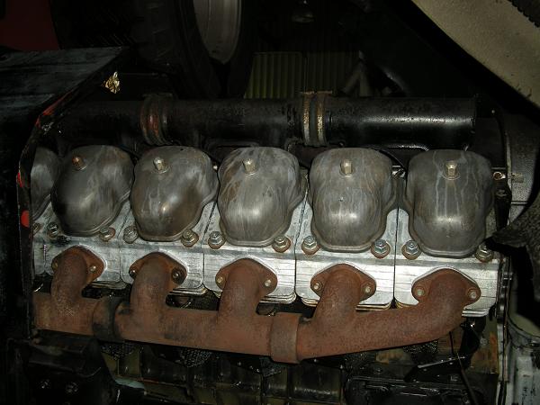 TATRA 815 V12 - Ile oleju silnikowego