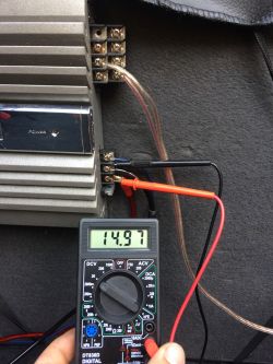 Pioneer GM-X334 nie działa - spadek napięcia przy włączonym radiu JVC KD-G722