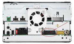 Tylna część urządzenia AVIC-Z730DAB z oznaczeniem portów i złącz.