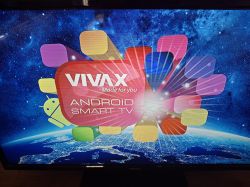 Start screen of Vivax Android Smart TV with a colorful background.