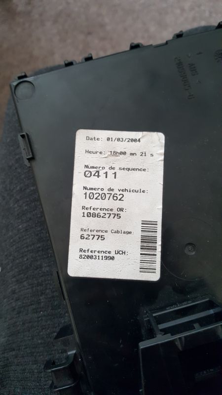 Renault Clio 2004r. - Migające światła Renault Clio 2004r. - Migające światła