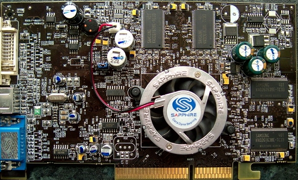 Radeon 9600pro Sapphire - brak wykrycia karty graficznej po uruchomieniu
