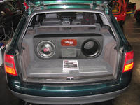 Ground Zero GZRW 30 SPL Jaki Bass-reflex?