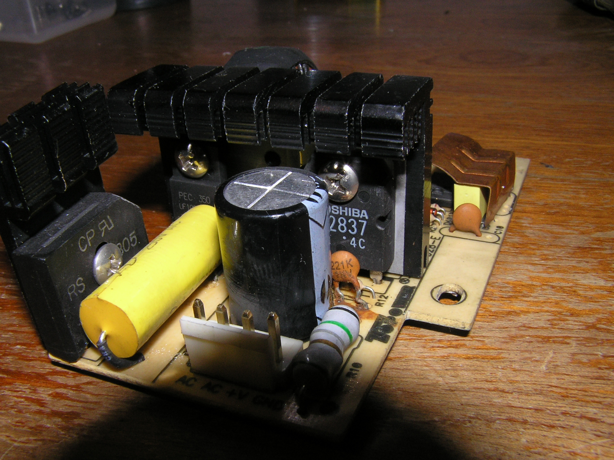 ToPower model: TOP-350P5 - Niestabilna linia stand-by - VSB