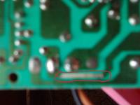 lampa uv do paznokci żelowych spalona