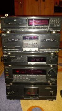 Wieża SONY z głośnikami - identyfikacja modelu i wycena