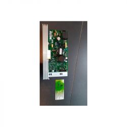 Płytka elektroniki bieżni ProForm Sport 7.0 z widocznymi elementami, obok wizytówki.