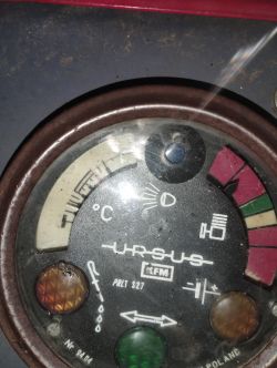 Ursus C330 - Wslaznik temperatury płynu chłodzenia