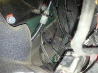 Mercedes-Benz Vito 108D W638 - Wypięta kostka obok Hamulca Postojowego Mercedes-Benz Vito 108D W638 - Wypięta kostka obok Hamulca Postojowego