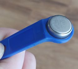 Identyfikacja immobilizera na pastylce Dallas DS1990A-F5 w 3-letnim aucie