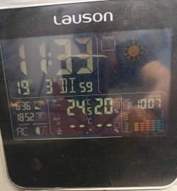 Stacja pogodowa (temperatura+wilgotność) RF z trzema czujnikami - EN8822-D