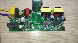 Nieznany sterownik LED: CB-2S BK7231N + BP2958, jaki jest środkowy układ scalony?