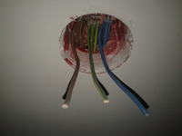 Pass-through Sockets Wiring: Safely Connecting 3x2.5mm² Wires for Daisy-Chaining