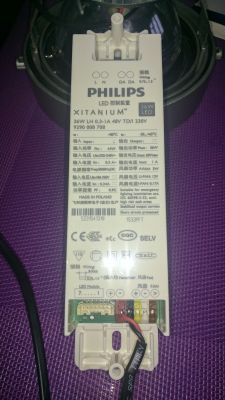 Jak podłączyć halogeny LED do domowej instalacji 220V?