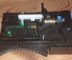 Espace 4 nie blokuje kierownicy, brak reakcji na kartę, nie kręci