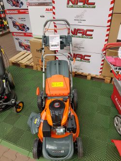 Best Petrol Lawn Mowers under 1600 PLN for 20 Ares with Trees & Uneven Terrain: Loncin Engines