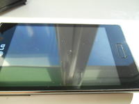 LG L5 - Jak usunąć kurz spod wyświetlacza i czy gwarancja to obejmuje?