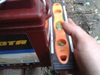 Czy wypukłe ścianki w akumulatorze Trojan 100Ah są normalne po ładowaniu?